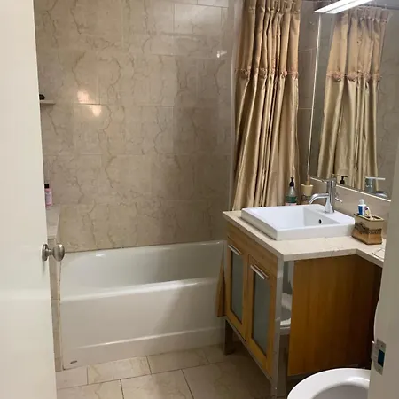 Street Large Private Bedroom ,high Speed Internet -female Only New York