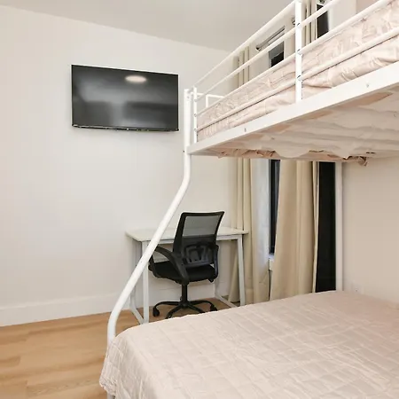 Chic 4br Stay-steps Away From Park New York