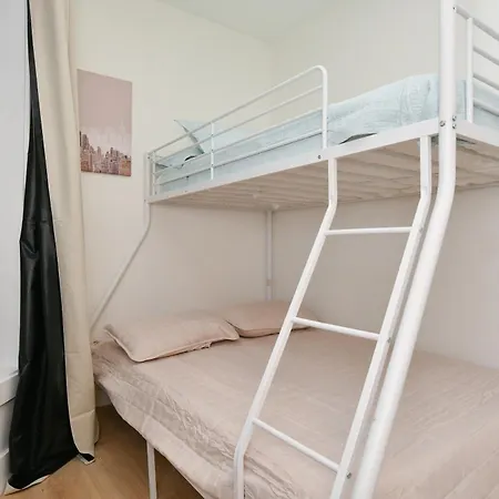 Chic 4br Stay-steps Away From Park 4*