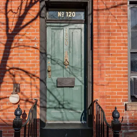 Holiday home Rove Travel - Alderman Terrace - Townhome With Patio *