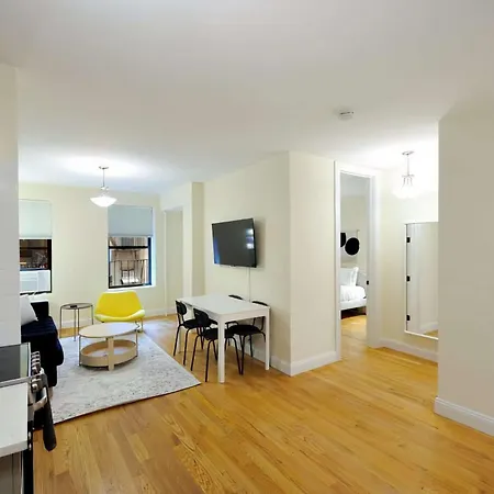 The Emerson Vibe 8742 Apartment