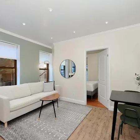 The Gram Iv Vibe 8603 Apartment