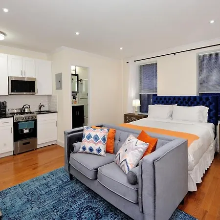 The Lexy Vi Vibe 8634 Apartment