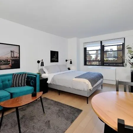 The Chic Vibe 8653 New York