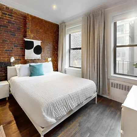 The Lisa V Vibe 8767 Apartment New York