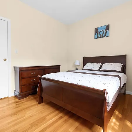 Fully Furnished 1br In Sunnyside - Near Subway Apartment New York