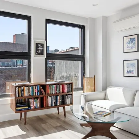 Modern Brooklyn Retreat W Balcony And Views *