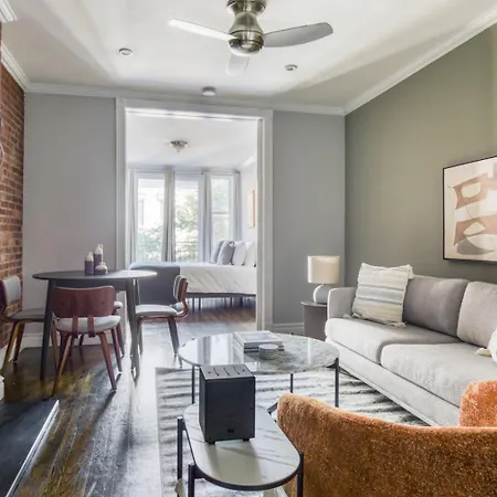East Village 2br W Wd Nr Restaurants Nyc-954 Apartment *
