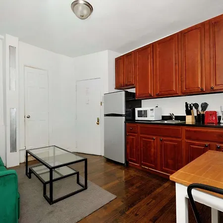 The Arthur V Vibe 8678 Apartment