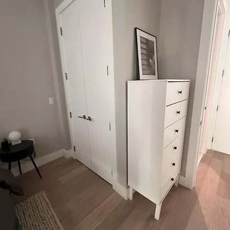 Apartment 1br Flatbush Gym, Sauna, Rooftop Monthly *