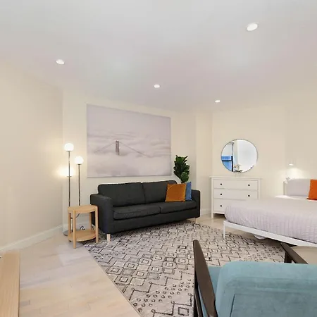 Apartment The Grand Vi Vibe 8609