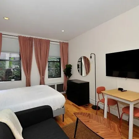 The Lisa Ii Vibe 8729 Apartment
