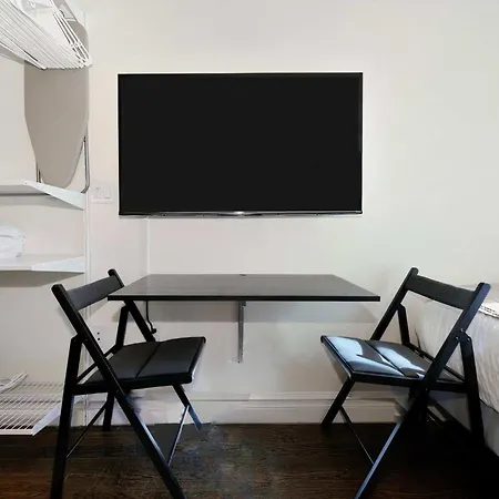 The Hudson Vibe 8686 Apartment *
