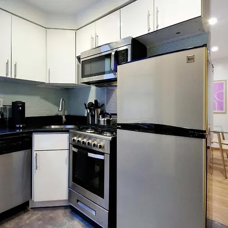 The Ideal Vibe 8556 Apartment