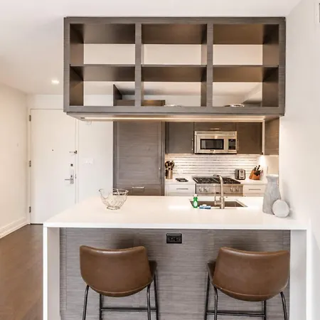Apartment Luxury With Gym & Pool *