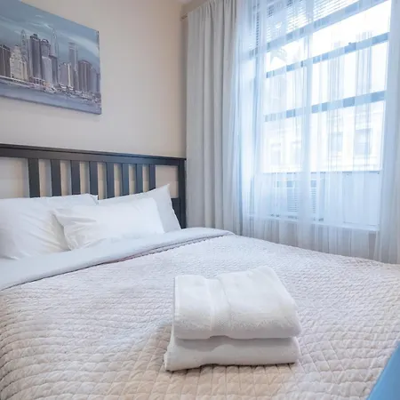 Apartment Comfy 2 Bedroom On Park West New York