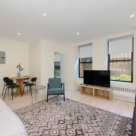 The Grand Vi Vibe 8609 Apartment New York