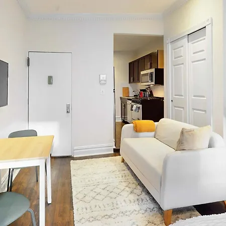 Apartment The Lisa V Vibe 8767 New York