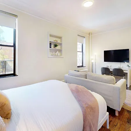 The Alphabet Haus Vibe 8768 Apartment