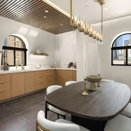 Apartment Midtown Penthouse With Empire State Views In Nyc