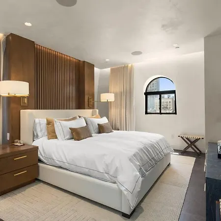 Midtown Penthouse With Empire State Views In Nyc * New York