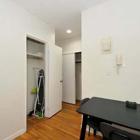 The Grand Vibe 8737 Apartment *