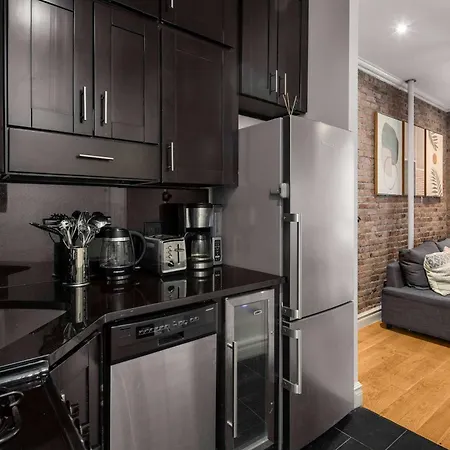 Stylish 2-bedroom In East Village