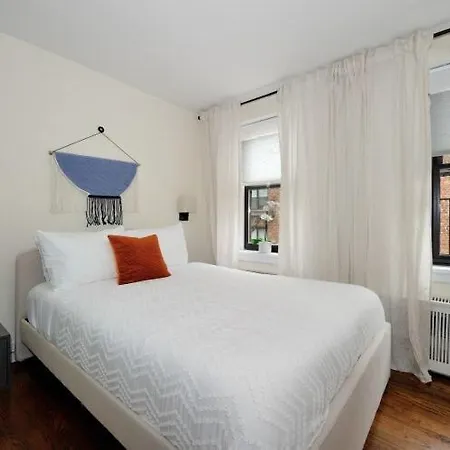 The Sutton Vibe 8710 Apartment New York