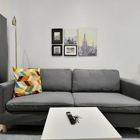 The Yorkville Vibe 8679 Apartment