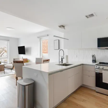 Landing Modern 2Bd Rooftop Lounge Gym Apartment *