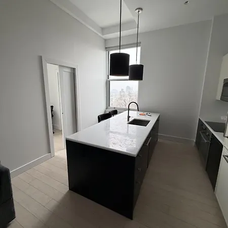 Cozy 4br Morningside Drive Apartment