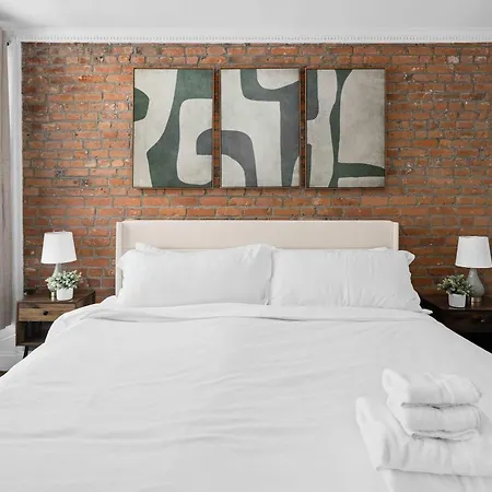 Stylish 3-bedroom Lower East Side Apartment