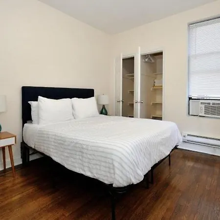 The York Vibe 8657 Apartment