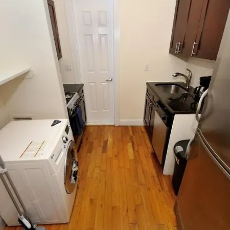 The Lisa Ii Vibe 8729 Apartment
