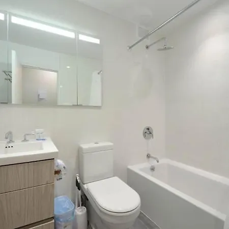 The Julian Ii Vibe 8749 Apartment *