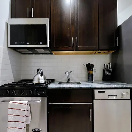 Apartment The Yorkville Vibe 8679