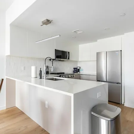 Landing Modern 2Bd Rooftop Lounge Gym Apartment