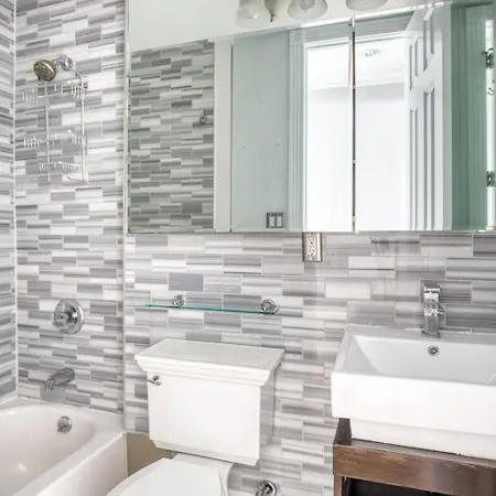 East Village 2br W Wd Nr Restaurants Nyc-954 Apartment New York