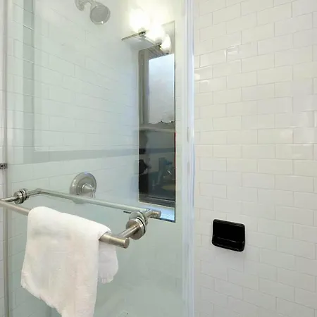The Gram Iv Vibe 8603 Apartment