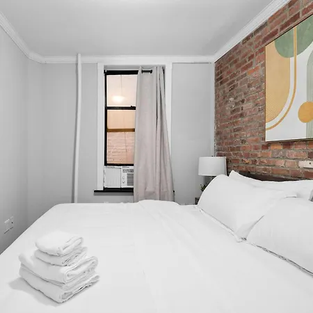 Apartment Stylish 3-bedroom Lower East Side New York