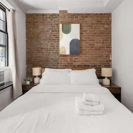 Stylish 2-bedroom In East Village
