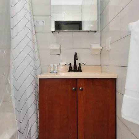 Apartment The Lenox Iii Vibe 8659