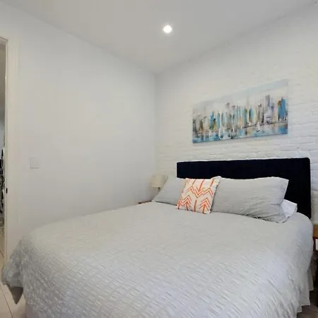 The Soho Flat Vibe 8623