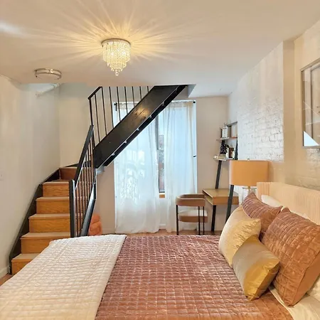 Gorgeous 2 Bedroom 2 Baths Nyc Oasis Apartment New York