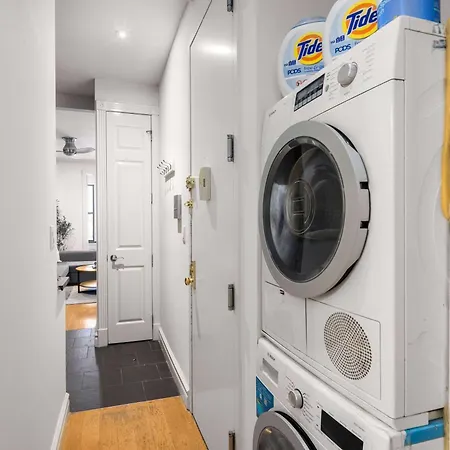 Stylish 2-bedroom In East Village