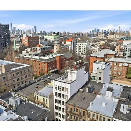Modern Brooklyn Retreat W Balcony And Views * New York