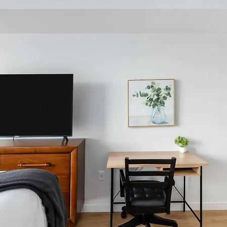 Landing Modern 2Bd Rooftop Lounge Gym *