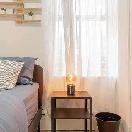 Modern 2br Retreat With Washer & Dryer - Near Subway & Lga * New York