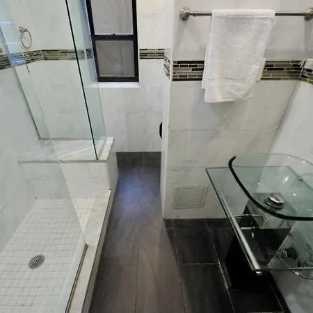 The Ideal X Vibe 8670 Apartment *