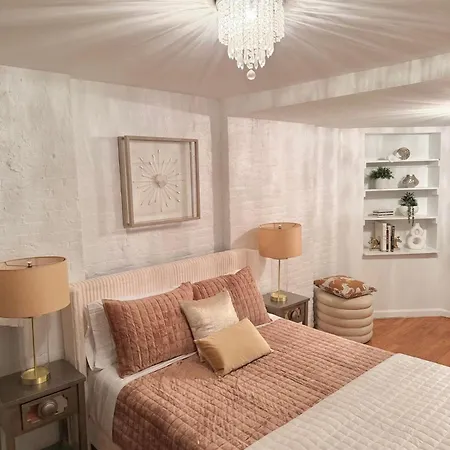 Apartment Gorgeous 2 Bedroom 2 Baths Nyc Oasis